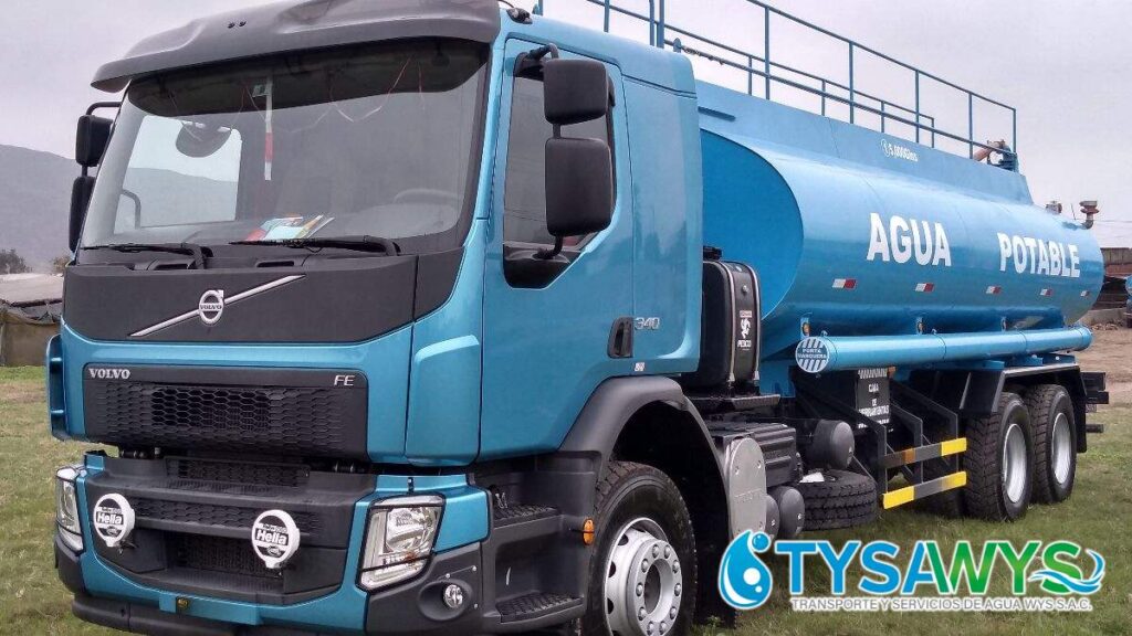 camion de agua para piscina en Barranco