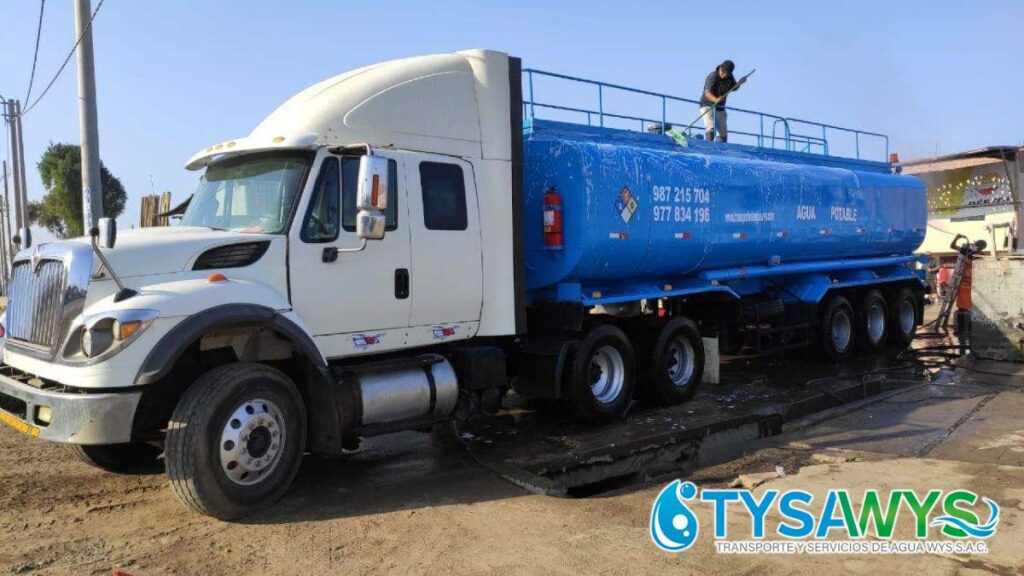 camion de agua para piscina en Huaycan