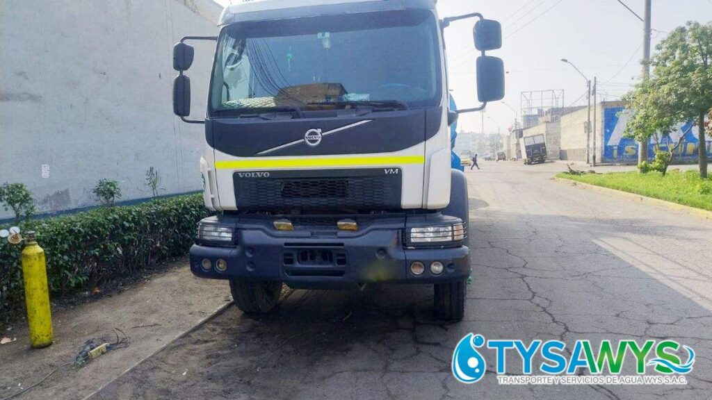 camion de agua para piscina en Santa Rosa